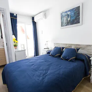 https://hostal-la-estrella.es-andalucia.com